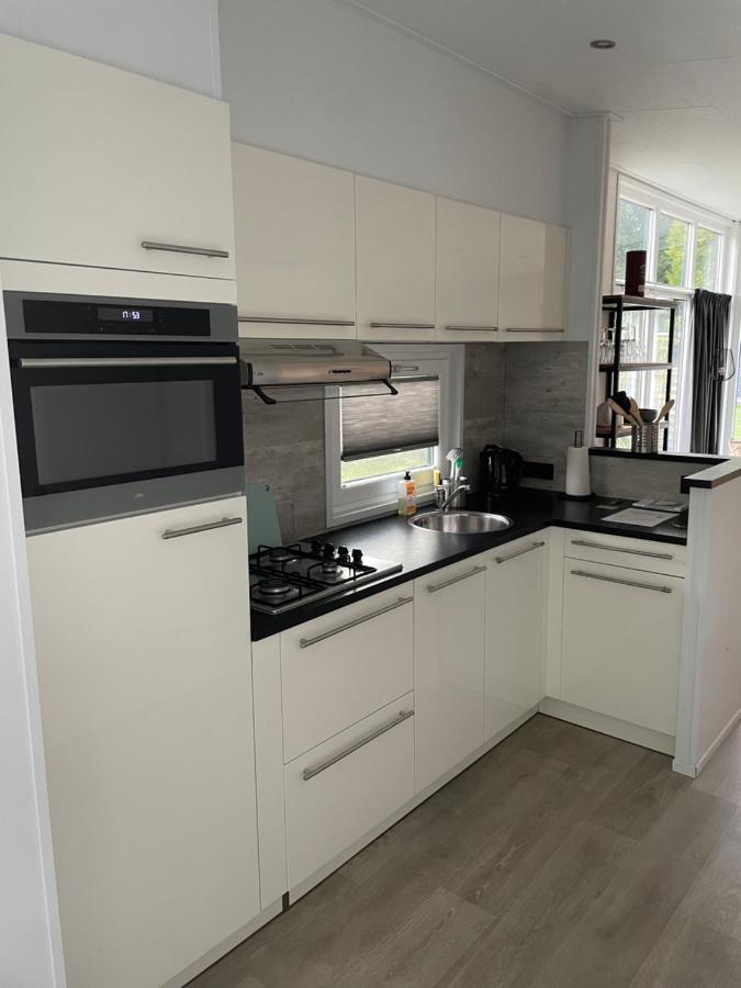 Knus Chalet Heidebloem 푸텐 외부 사진